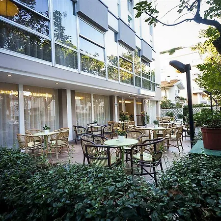 Beyou Polo Hotel