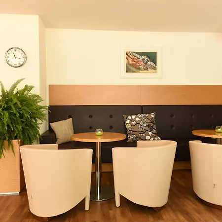 Beyou Polo Hotel