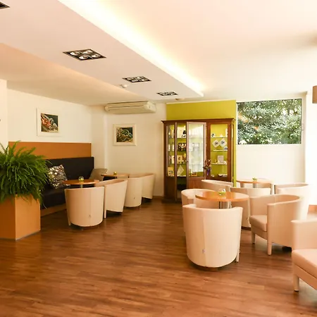 Beyou Polo 3* Riccione